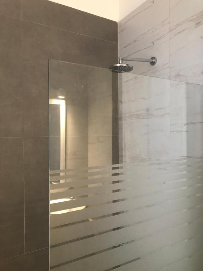 Habitaciones En Suite Balcarce Буенос-Айрес Екстер'єр фото